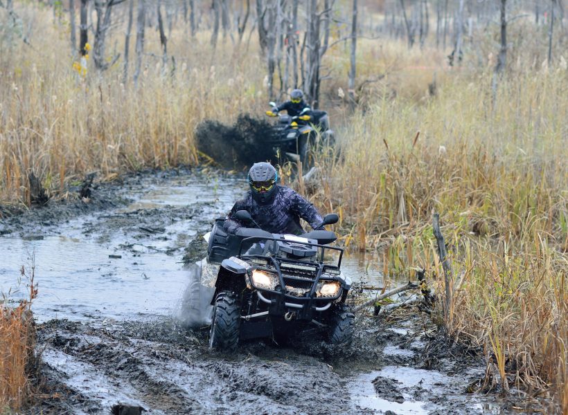 Cool,Picture,Of,Active,Atv,Driving,In,Mud,And,Water